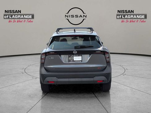 New 2026 Nissan Kicks SR image 6