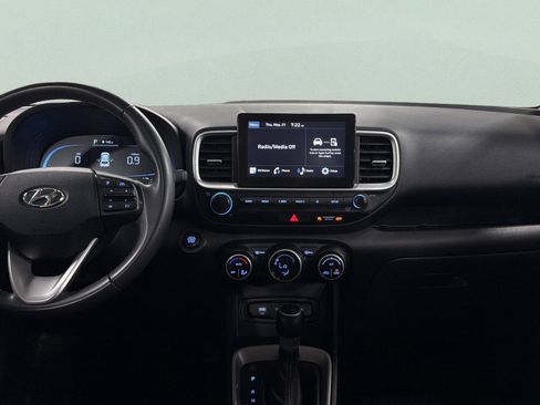 Used 2025 Hyundai Venue SEL FWD image 36
