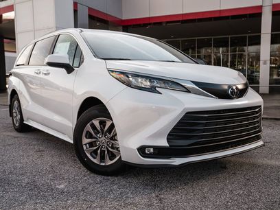 New 2026 Toyota Sienna XLE