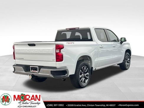Used 2024 Chevrolet Silverado 1500 LT AWD/4WD image 5