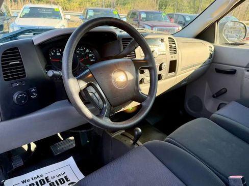 Used 2013 Chevrolet Silverado 1500 W/T w/ Snow Plow Prep Package image 13