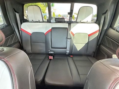 Used 2024 GMC Canyon AT4X image 26