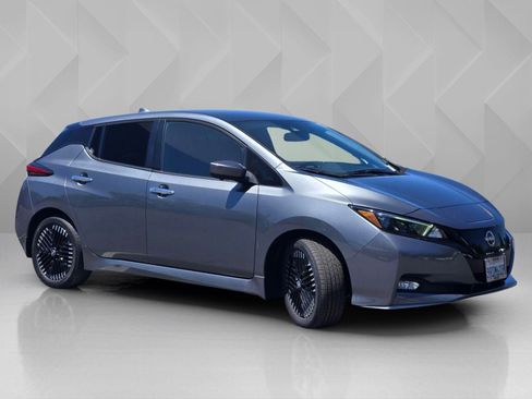 Used 2024 Nissan Leaf SV Plus FWD image 8