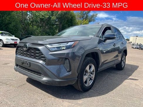 Used 2025 Toyota RAV4 XLE AWD/4WD image 1