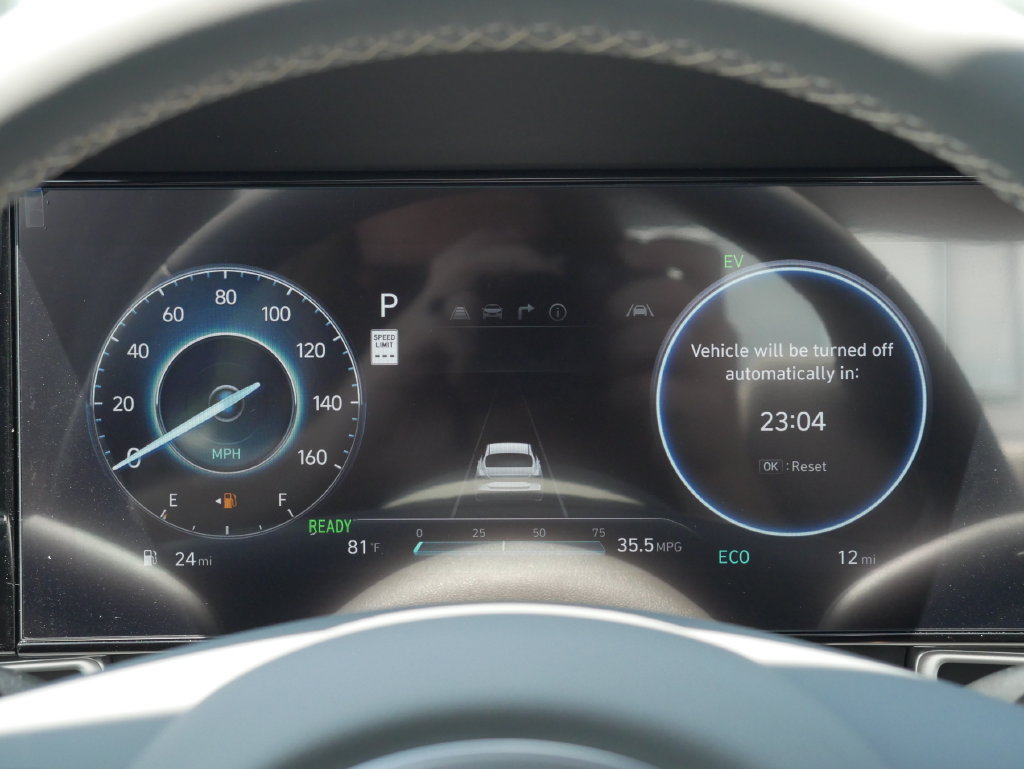 New 2026 Hyundai Elantra SEL FWD image 37