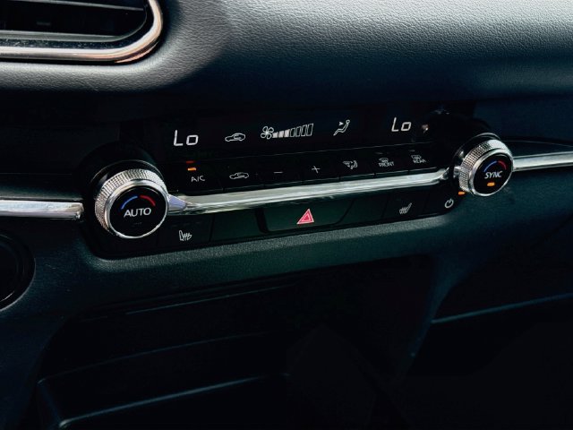 Certified 2025 MAZDA CX-30 AWD 2.5 S w/ Preferred Package image 18