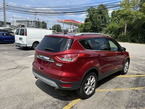 Used 2016 Ford Escape Titanium w/ Equipment Group 301A FWD image 4