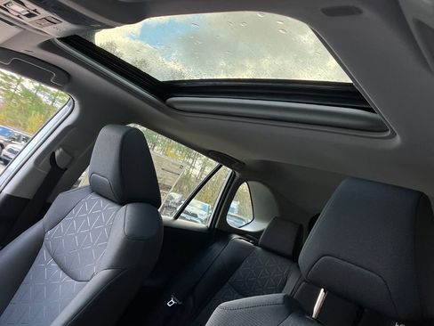 New 2025 Toyota RAV4 XLE w/ Convenience Package image 21