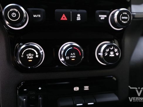 New 2026 RAM 2500 Tradesman w/ Chrome Appearance Group image 28