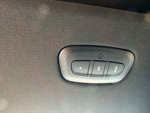 New 2026 RAM 1500 4x4 Crew Cab image 32