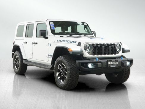 Used 2024 Jeep Wrangler Unlimited Rubicon 4xe AWD/4WD image 7
