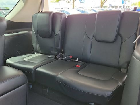 Used 2022 Nissan Armada SL w/ Captain's Chairs Package AWD/4WD image 38