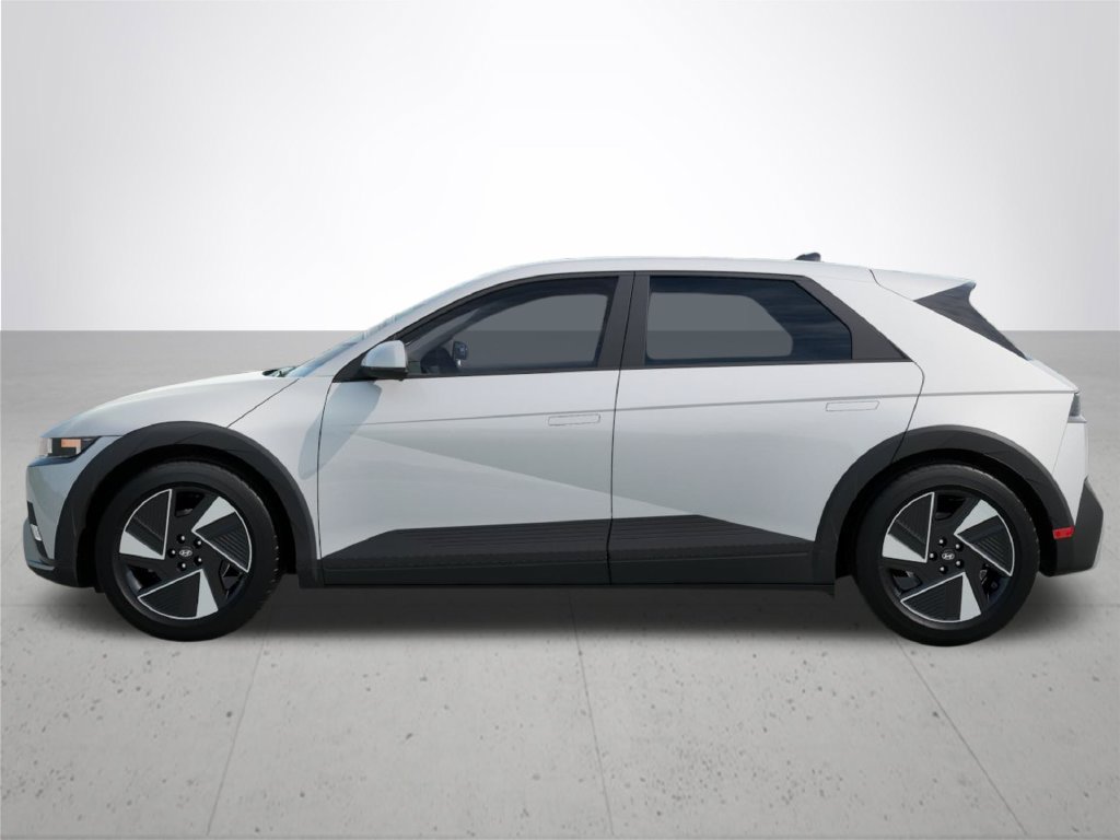 New 2027 Hyundai Ioniq 5 SE AWD/4WD image 3