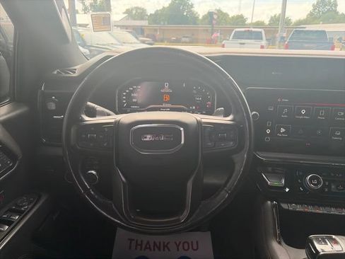 Used 2023 GMC Sierra 1500 AT4 w/ AT4 Premium Package AWD/4WD image 15