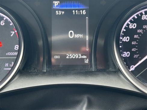 Used 2023 Toyota Camry SE image 31