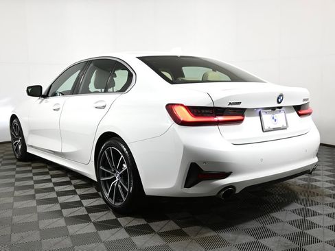 Used 2020 BMW 330i xDrive 330i xDrive w/ Convenience Package image 5