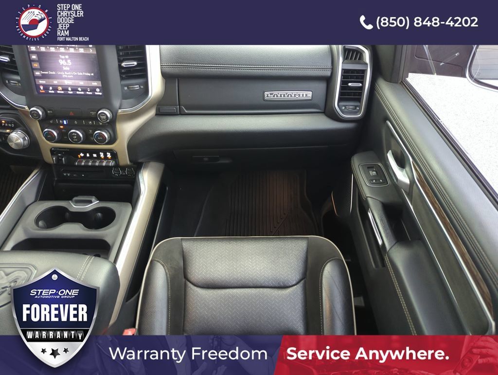 Used 2019 RAM 1500 Laramie AWD/4WD image 15