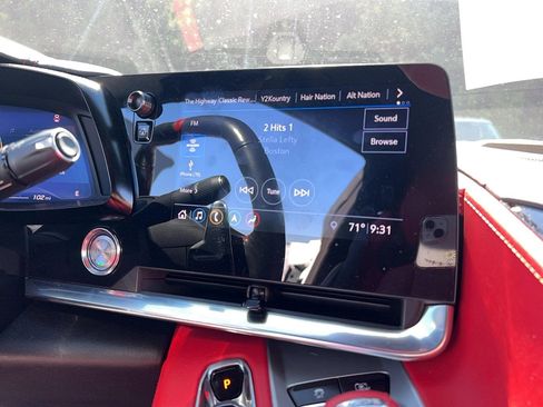 Used 2020 Chevrolet Corvette Stingray Preferred Cpe w/ 2LT Preferred Equipment Group RWD image 18