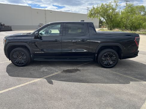 Used 2026 GMC Sierra EV Elevation w/ Premium Package AWD/4WD image 3