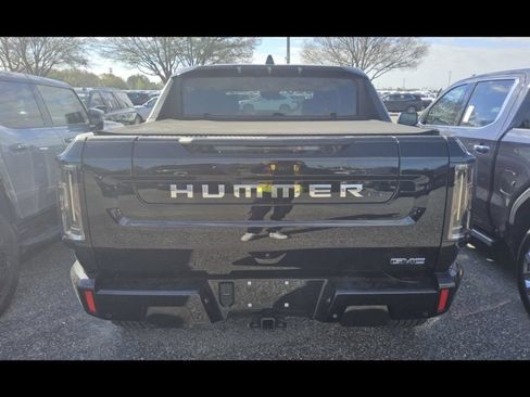 Used 2025 GMC Hummer EV 3X AWD/4WD image 8