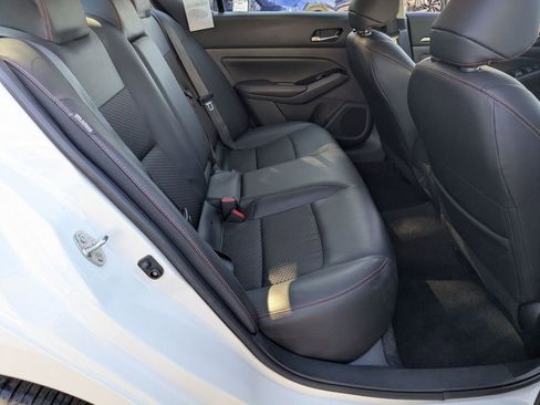 Used 2025 Nissan Altima 2.5 SR image 28