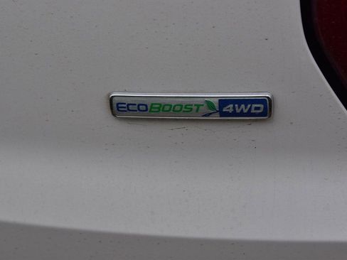 Used 2019 Ford Explorer Platinum AWD/4WD image 10
