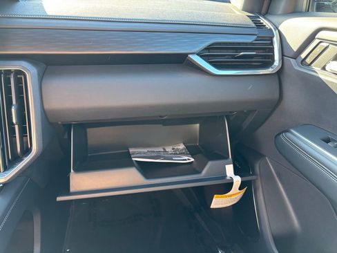 New 2026 GMC Acadia Elevation w/ Super Cruise Package AWD/4WD image 18