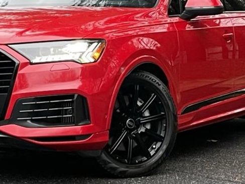 Used 2021 Audi Q7 3.0T Prestige w/ Prestige Package image 2
