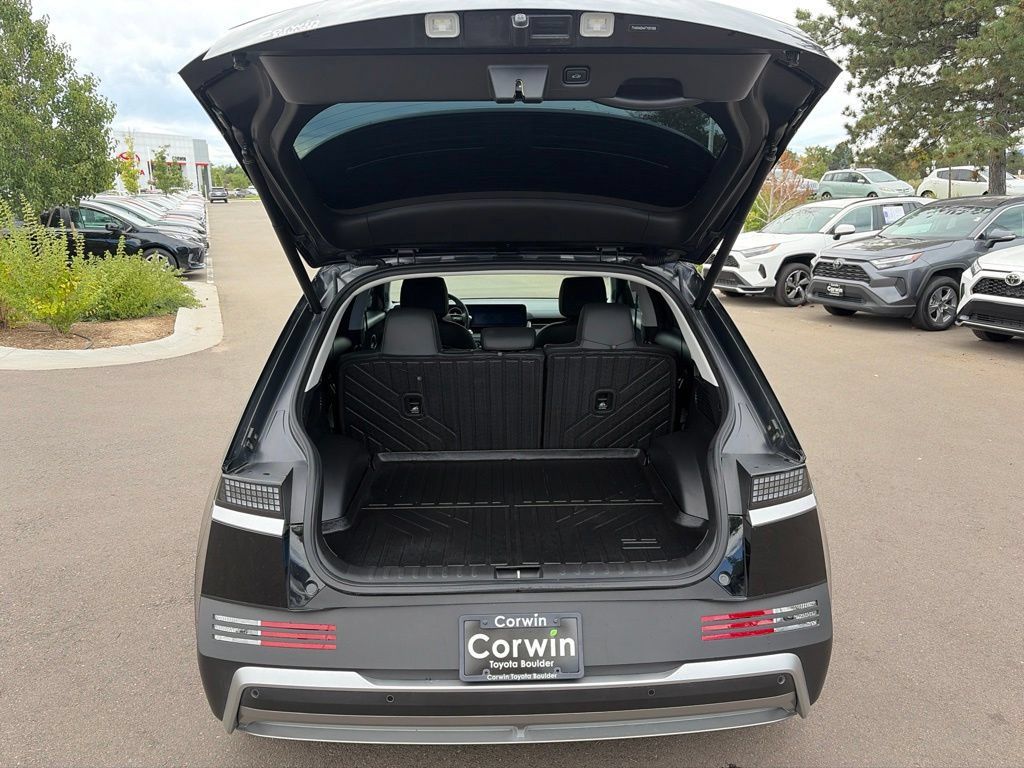 Used 2026 Hyundai Ioniq 5 SEL RWD image 18