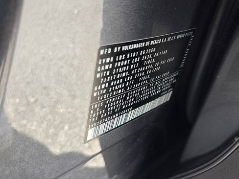 Used 2022 Volkswagen Tiguan S FWD image 16