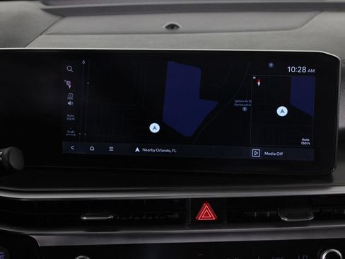 Used 2024 Kia Sorento S w/ Panoramic Sunroof Package FWD image 8