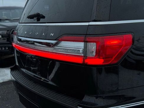 Used 2020 Lincoln Navigator L Reserve w/ Equipment Group 208A Reserve image 6