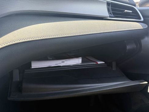 Used 2018 Toyota Camry SE FWD image 18