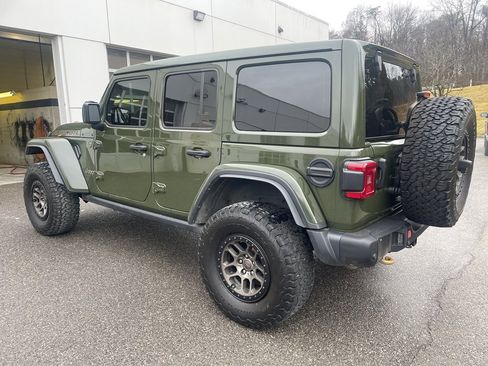 Used 2022 Jeep Wrangler Unlimited Rubicon w/ Xtreme Recon 35" Tire Package image 5