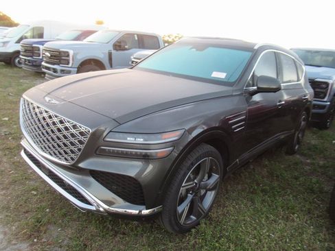 Used 2025 Genesis GV80 2.5T Prestige image 3