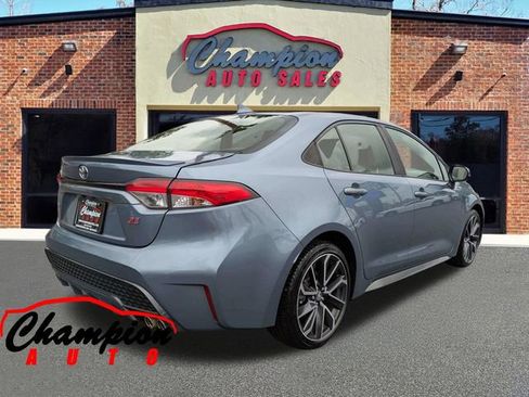 Used 2021 Toyota Corolla SE FWD image 4