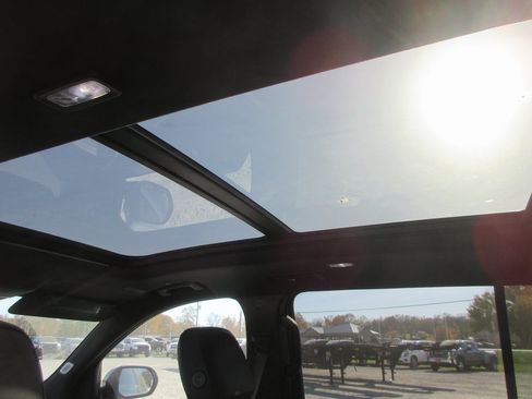 New 2026 GMC Acadia Denali Ultimate image 16