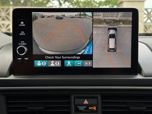 Certified 2025 Honda Pilot Elite image 21