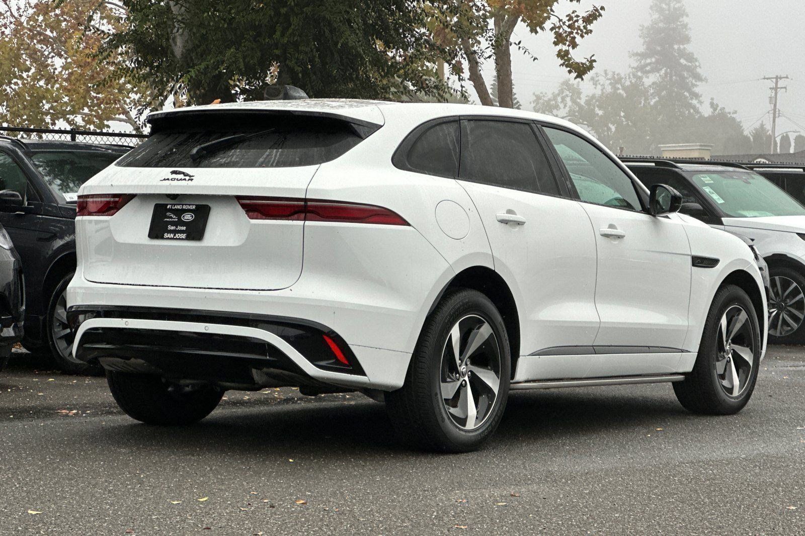 New 2025 Jaguar F-PACE R-Dynamic S AWD/4WD image 8