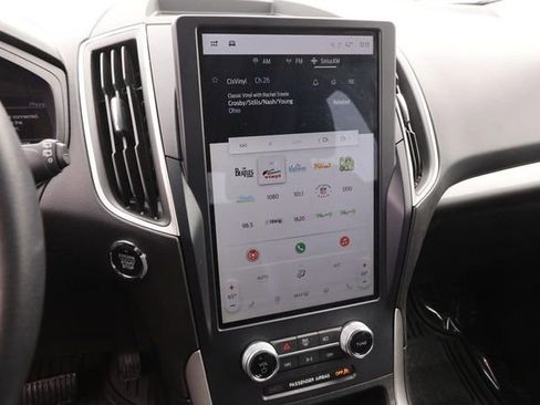 Certified 2024 Ford Edge SEL image 15