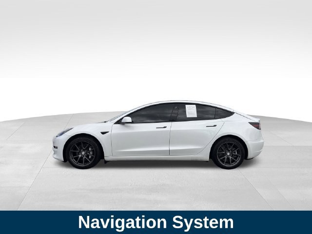 Used 2021 Tesla Model 3 Standard Range Plus RWD image 2