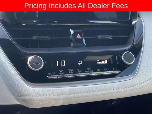 Used 2023 Toyota Corolla SE FWD image 28