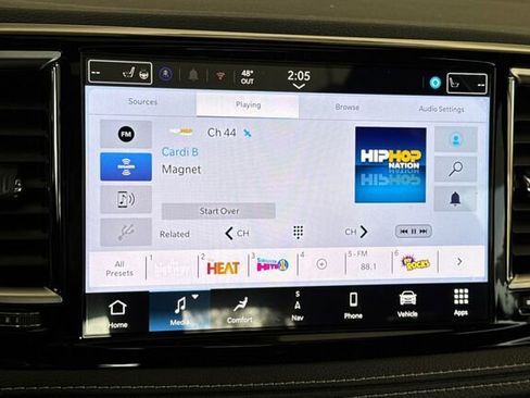 New 2026 Chrysler Pacifica Limited image 16