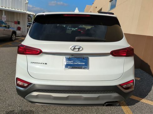 Used 2019 Hyundai Santa Fe SEL image 5