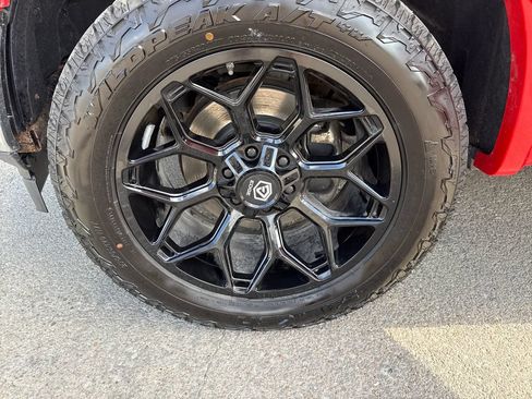 Used 2019 Ford F150 Lariat w/ Equipment Group 502A Luxury AWD/4WD image 27