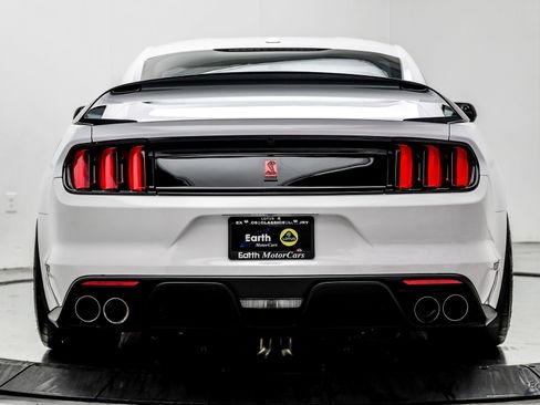 Used 2016 Ford Mustang Shelby GT350R w/ GT350R Equipment Group 920A RWD image 12