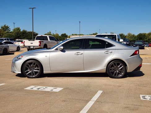 Used 2014 Lexus IS 250 w/ F-Sport Package RWD image 3