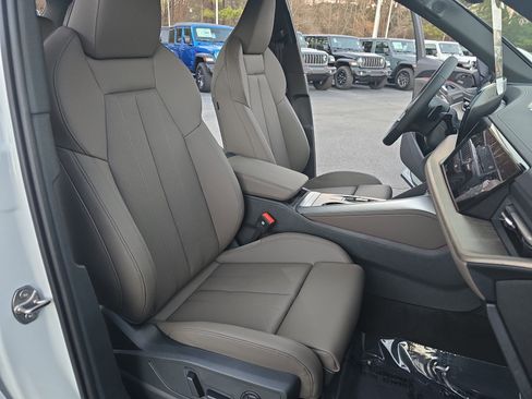 New 2025 Audi Q5 Prestige image 10