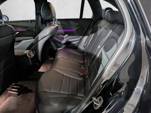 Used 2022 Mercedes-Benz GLC 300 4MATIC image 19