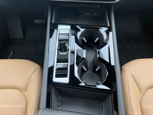 New 2026 Volkswagen Atlas Cross Sport SEL AWD/4WD image 17